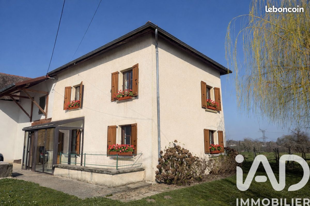 Maison 4 pièces 83 m² · à La Tour-du-Pin · 83 m² · 215 000 €