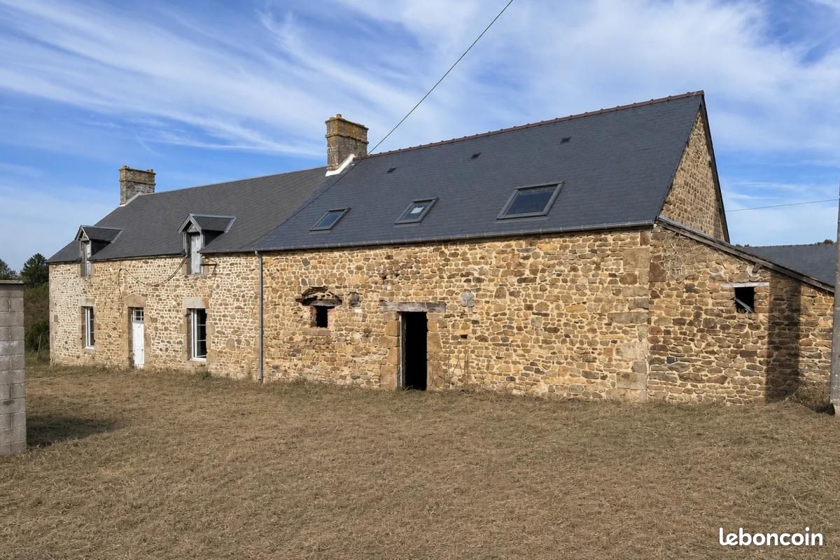Maison 2 pièces 144 m² · à Saint-Fraimbault · 144 m² · 62 000 €