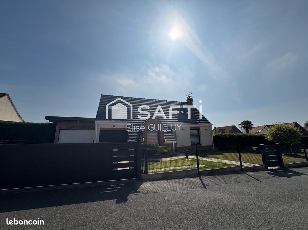 Maison 5 pièces 134 m² · à Wizernes · 134 m² · 331 500 €