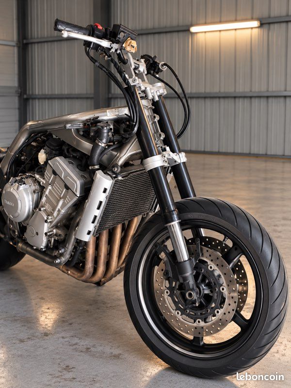 Fazer 1000 projet café racer (image 3)