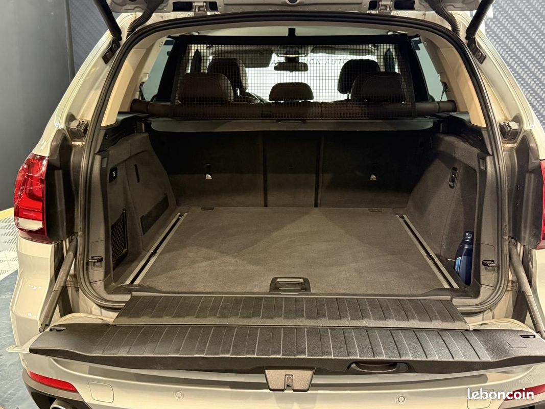 BMW X5 xDrive 30d - BVA Lounge Plus - Suivi complet BMW - Sièges électriques - Attelage - Affichage tête h (image 21)