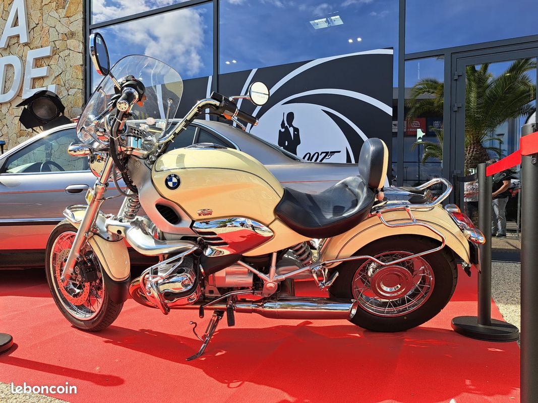 BMW R1200C Toute équipée - Motos