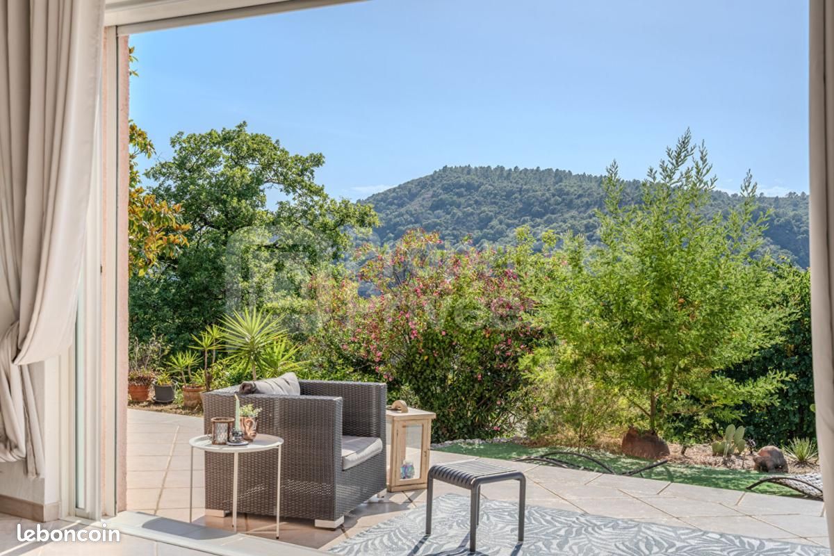 Maison 4 pièces 186 m² · à Auribeau-sur-Siagne · 186 m² · 785 000 €