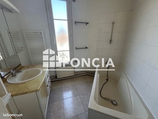 Appartement a louer saint-germain-en-laye - 3 pièce(s) - 78 m2 - Surfyn