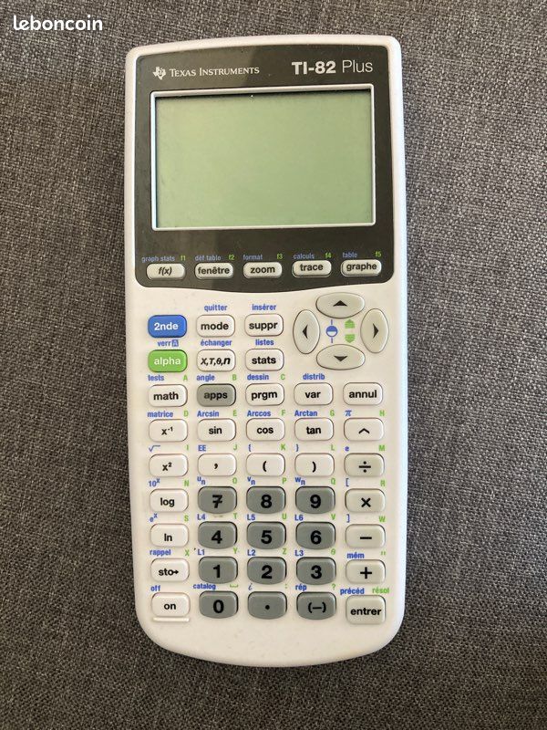 Calculatrice Texas Instruments TI-82 plus (image 1)