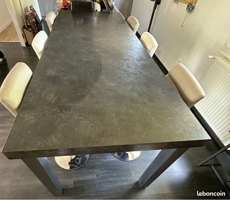Table et chaise (image 2)