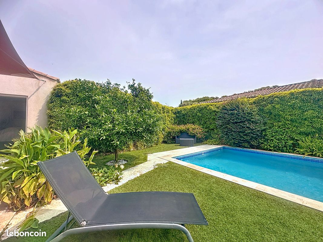 Maison 5 pièces 195 m² · à Sanary-sur-Mer · 195 m² · 1 590 000 €