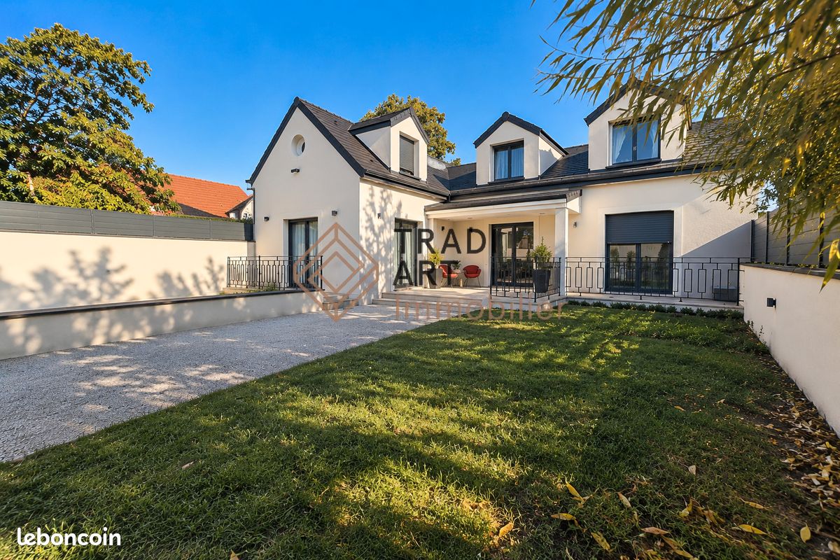 Maison 5 pièces 280 m² · à Leuville-sur-Orge · 280 m² · 850 000 €