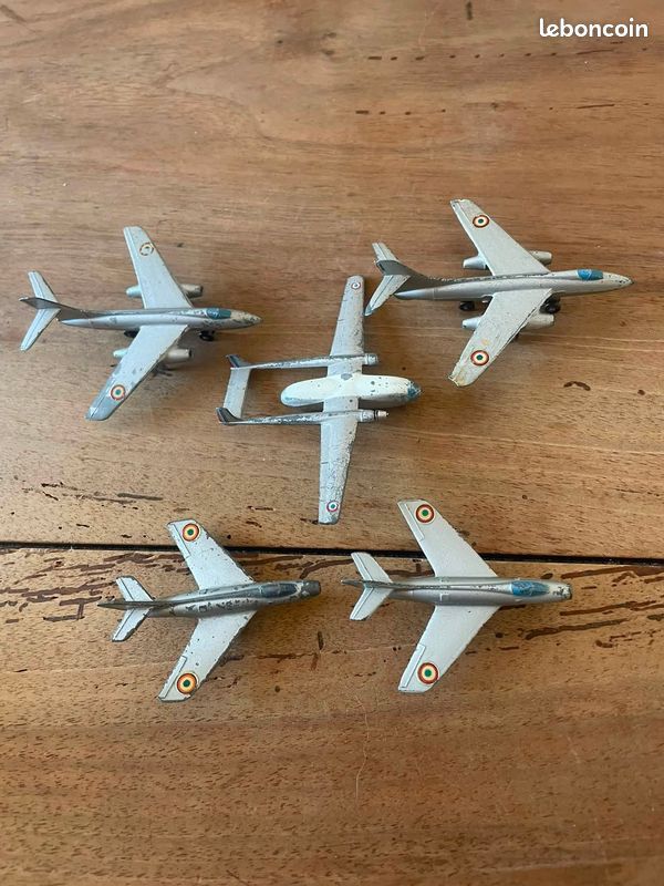 Lot 5 avions Dinky Toys France Vautour - Mystere IV et CIJ Noratlas « à restaurer » 🇫🇷 (image 2)