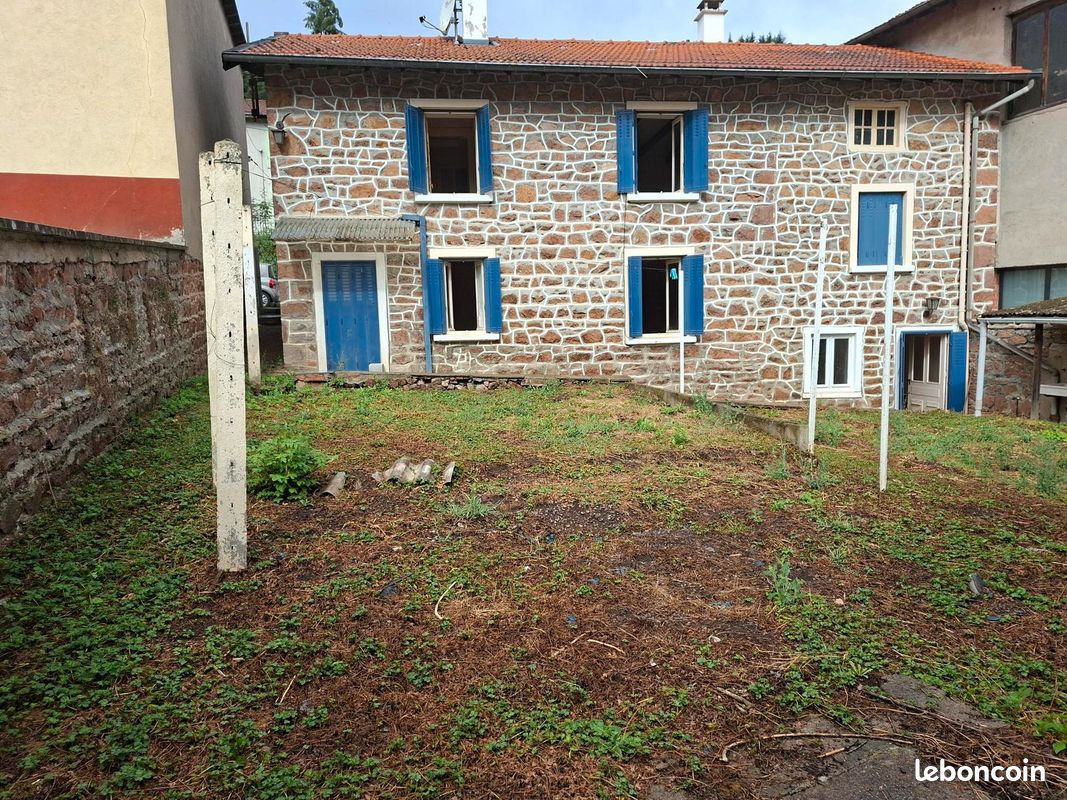Maison 5 pièces 90 m² · à Cours · 90 m² · 59 000 €
