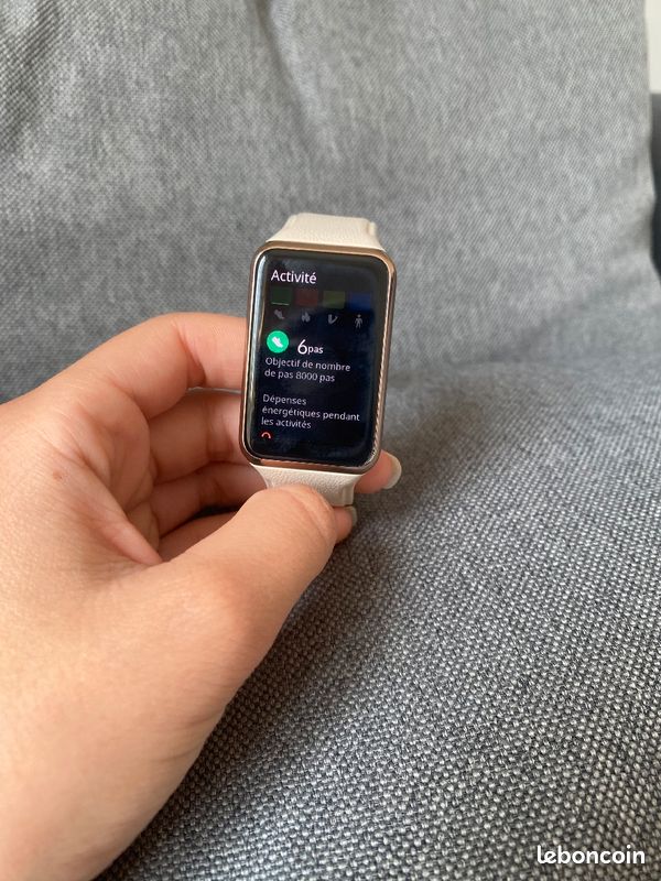 Montre connectée Oppo Watch Free (image 1)