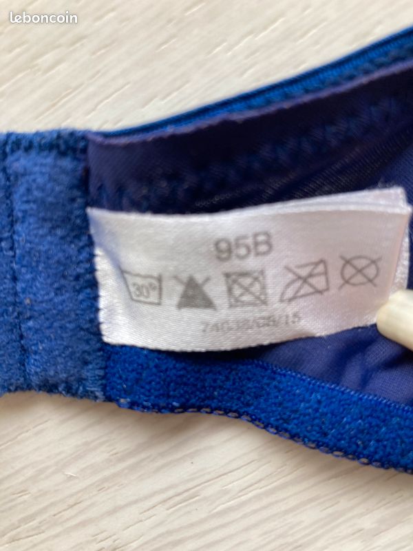 Soutien-gorge de plage femmes : Tops, Bikinis, Triangle | Diesel