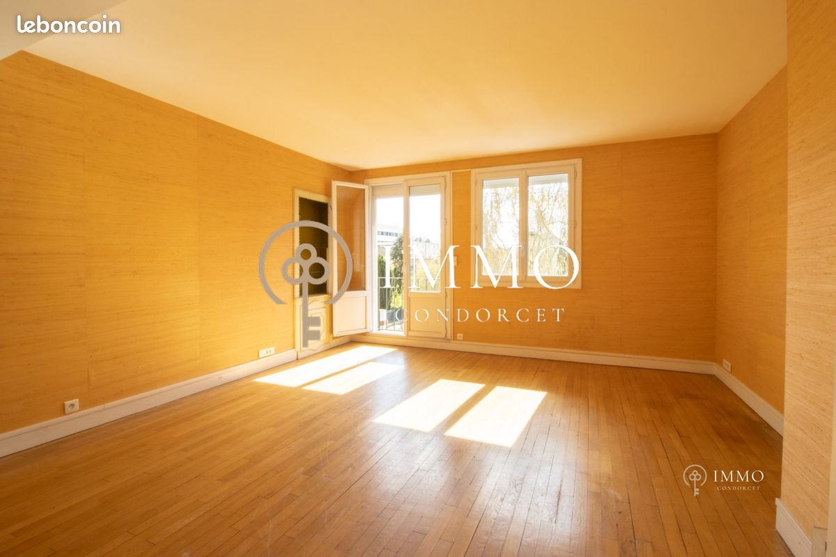 Appartement 4 pièces 77 m² · à Bourg-la-Reine · 77 m² · 1 550 €