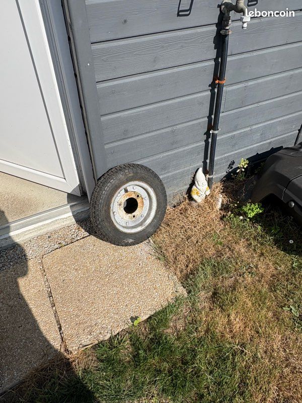 Roue pour remorque erka 3 trous (image 1)