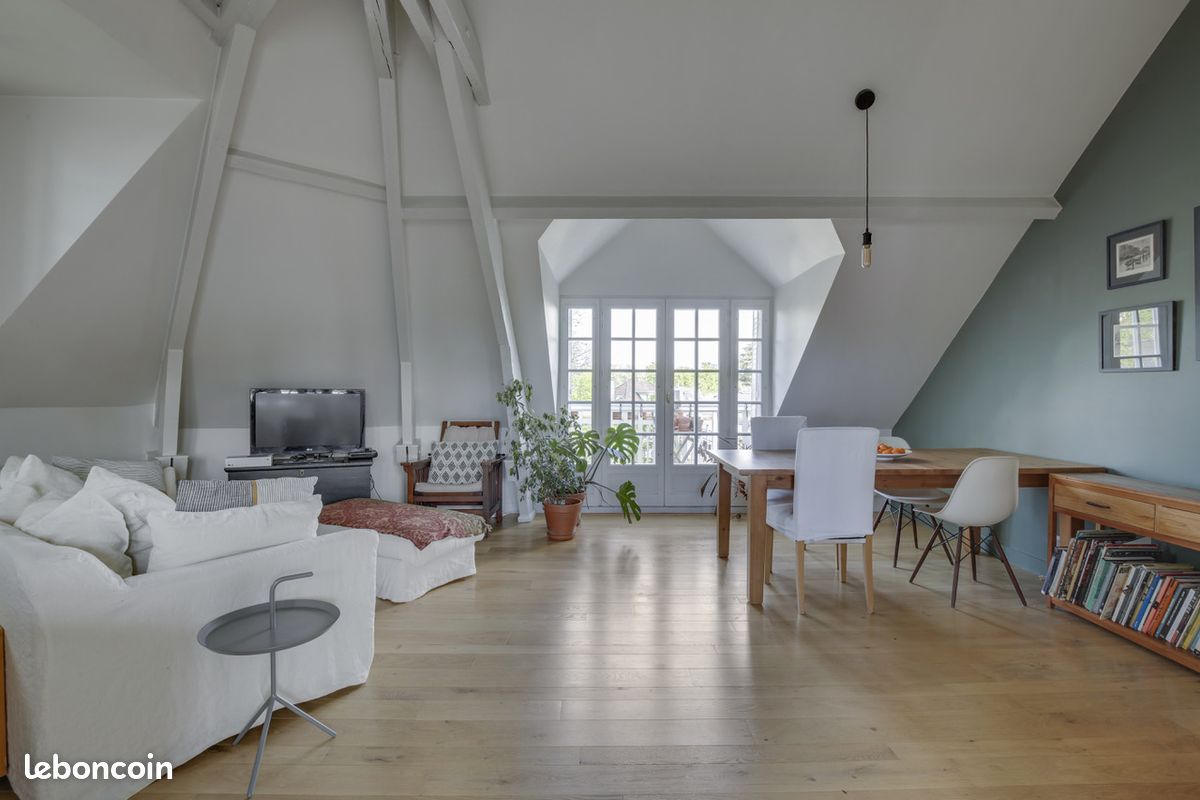 Appartement 4 pièces 92 m² · à Saint-Germain-en-Laye · 92 m² · 2 400 €