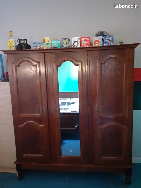 Vente armoire chêne massif bon état (image 1)