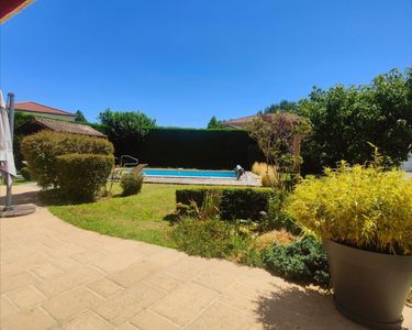 Maison 748 800 € - 198 m²