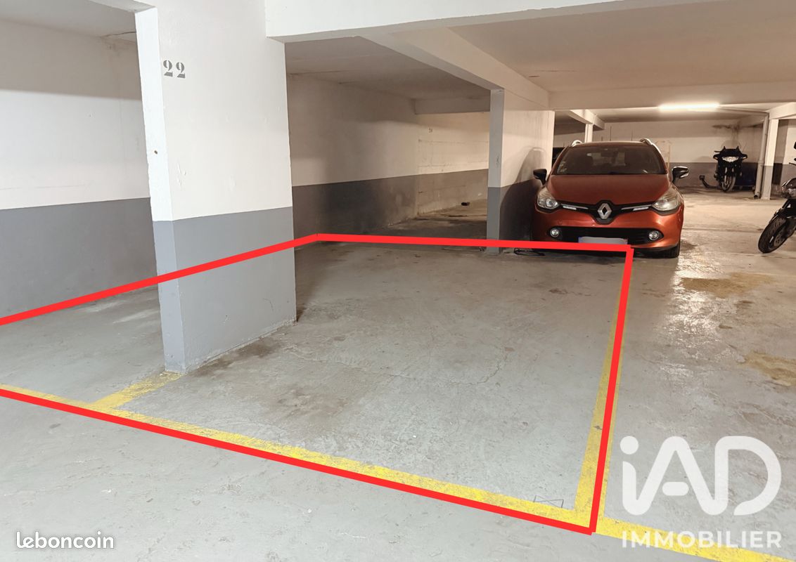 Parking 20 m² · à Paris · 20 m² · 19 900 €