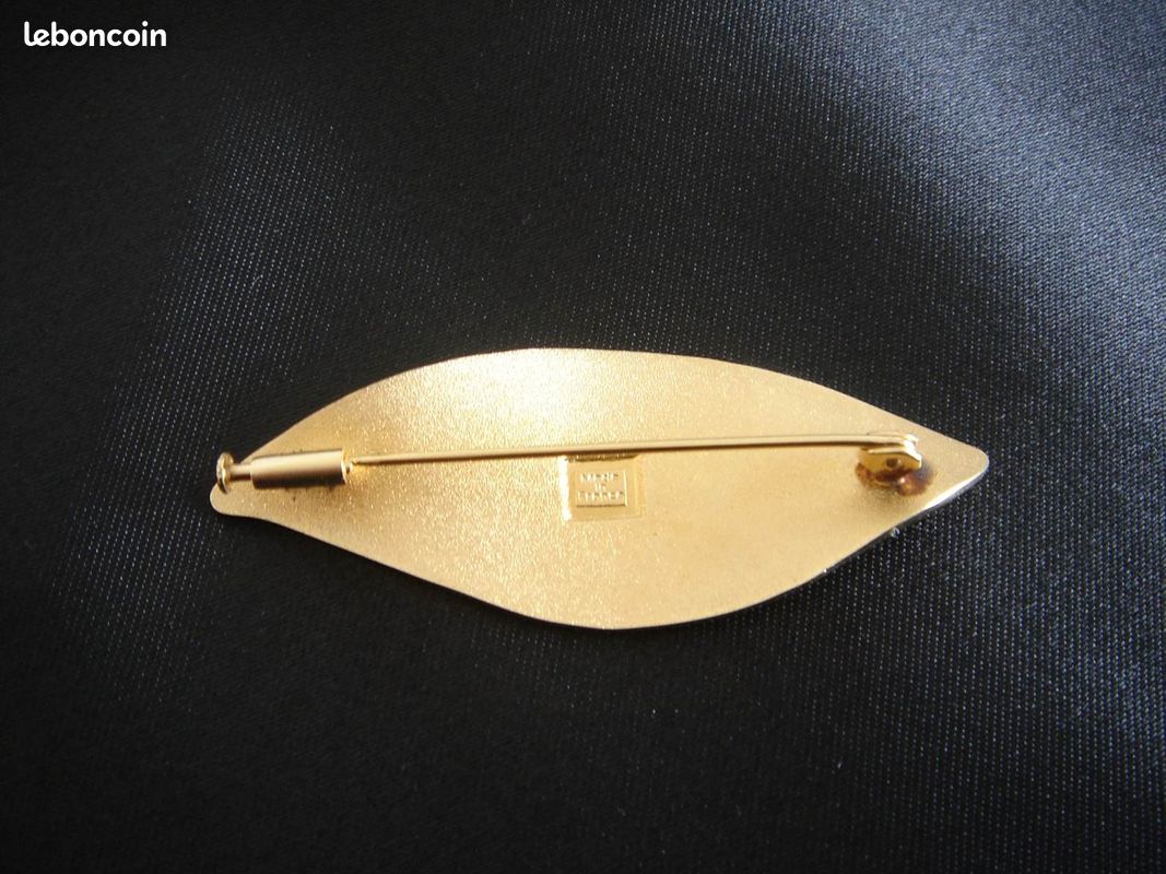 Broche En Métal Doré Forme Feuille - Sans Marque - Occasion - Accessoire Vintage