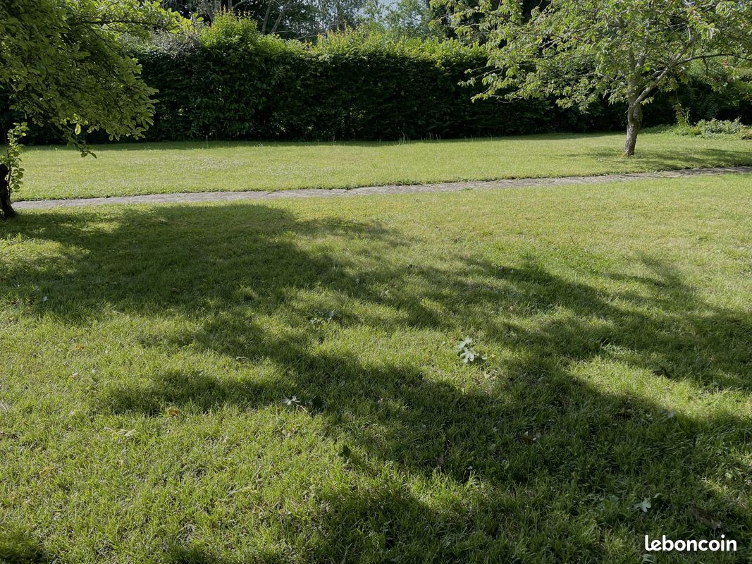 Terrain 1190 m² Sainte-Geneviève (image 2)