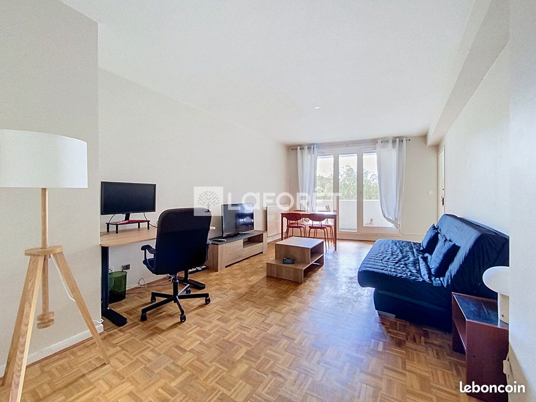 Appartement 2 pièces 51 m² · à Caluire-Et-Cuire · 51 m² · 905 €