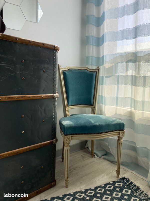 Chaise ancienne en très bon état (image 2)
