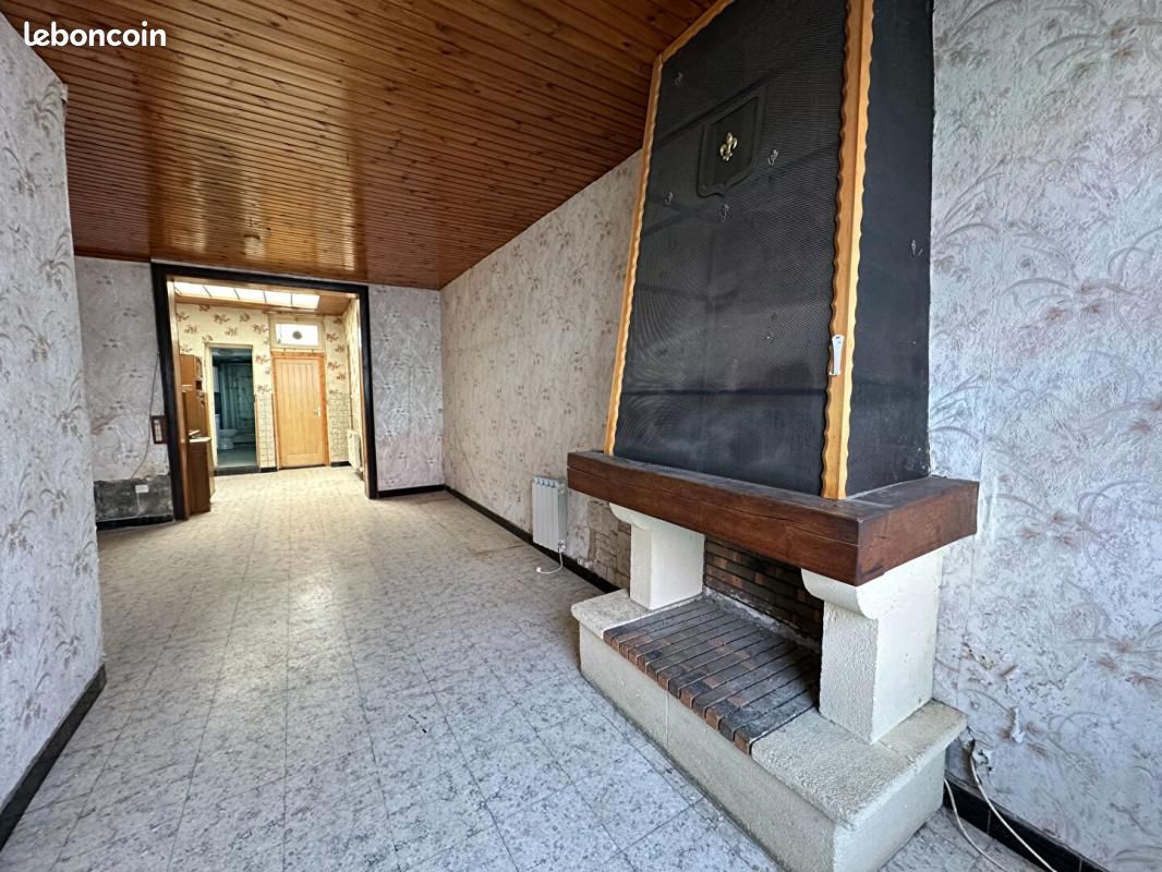 Maison 5 pièces 90 m² · à Croix · 90 m² · 92 000 €