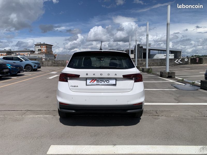Skoda FABIA 1.0 TSI 110CH AMBITION DSG7 (image 3)