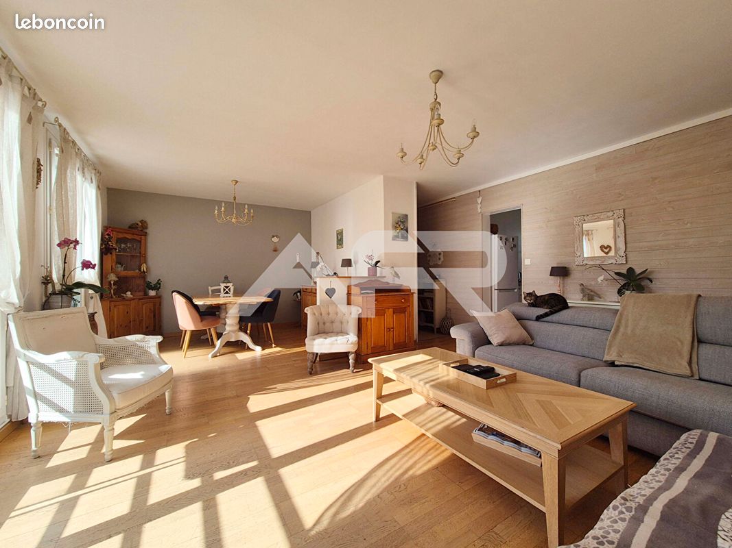 Appartement 5 pièces 80 m² · à Chatou · 80 m² · 275 000 €