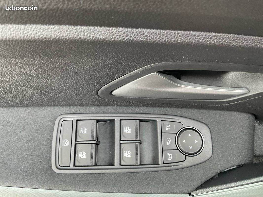 DACIA Duster Mild Hybrid 130 4x4 Extreme (image 23)