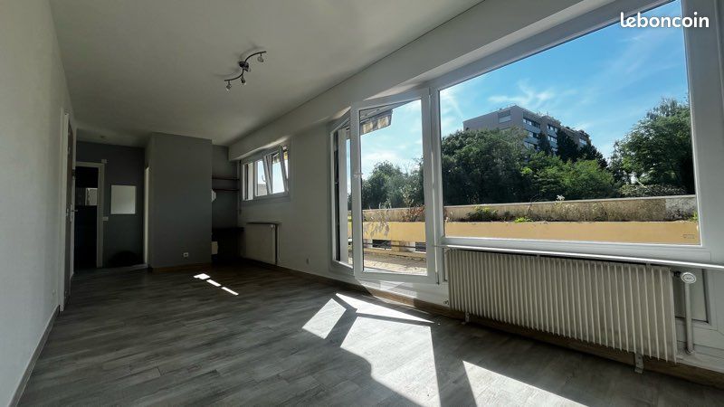 Appartement 2 pièces 31 m² · à Saint-Julien-en-Genevois · 31 m² · 180 000 €