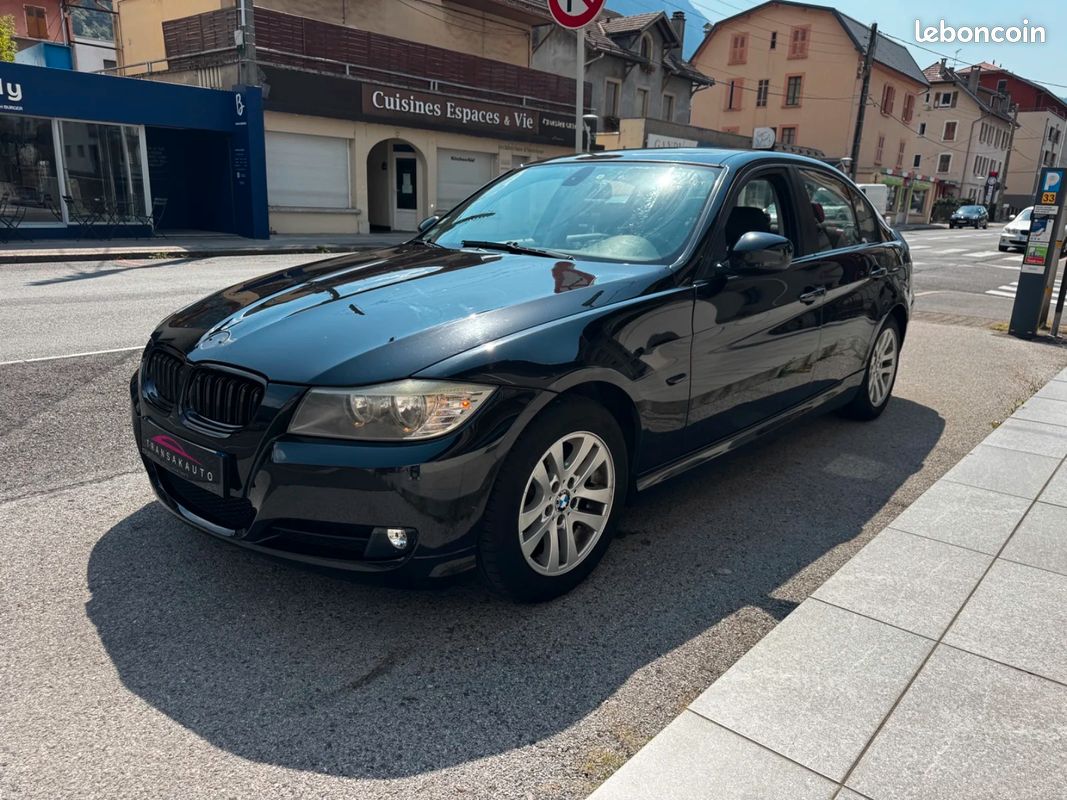 BMW SERIE 3 E90 318i 143ch (image 9)
