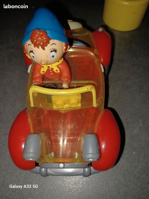 SPIN MASTER Véhicule avec figurine Oui-oui pas cher