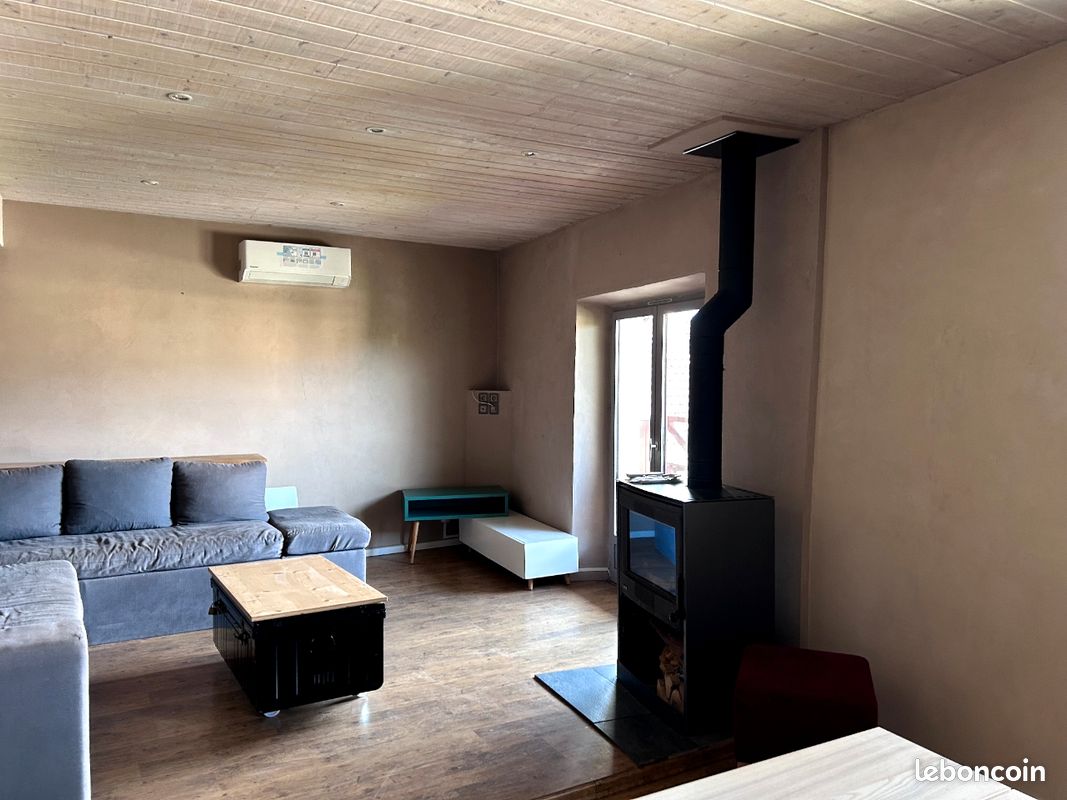 Appartement 4 pièces 80 m² · à Aix-les-Bains · 80 m² · 1 200 €/mois