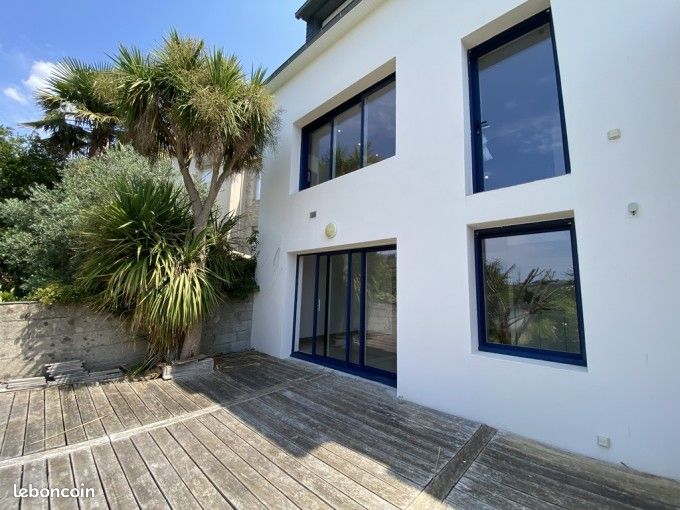 Maison 6 pièces 180 m² · à Quimper · 180 m² · 1 500 €