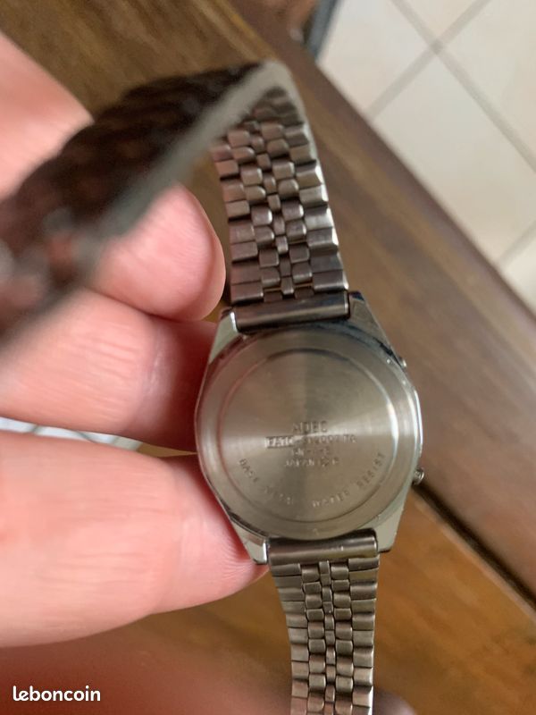Montre LCD ADEC (Japan 80's) (image 2)