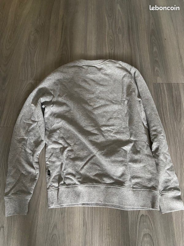 Sweat vans (image 2)