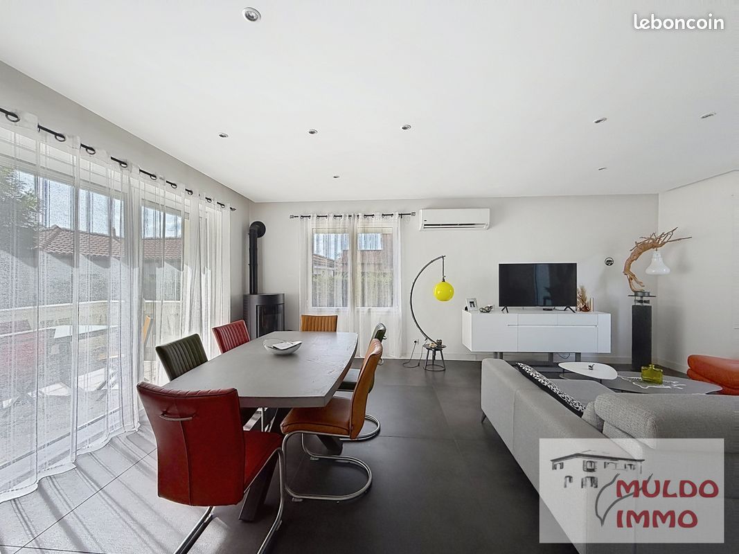 Maison 5 pièces 147 m² · à Saint-Bernard · 147 m² · 464 000 €