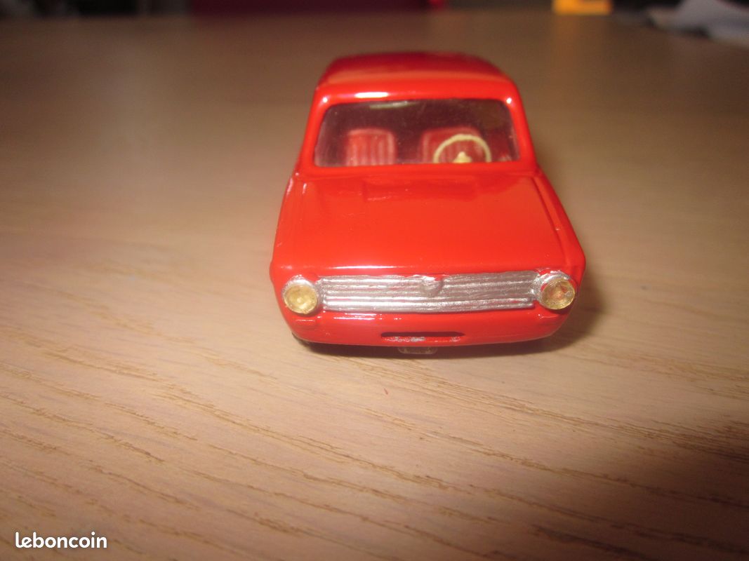 PEUGEOT 504 POLISTIL 1/25 no Politoys Mebetoys Mercury Burago EUR 4,99