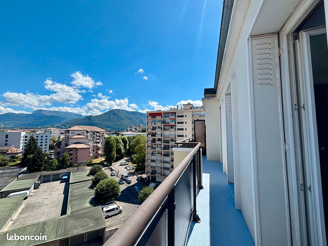 Appartement 3 pièces 92 m² · à Annecy · 92 m² · 1 615 €