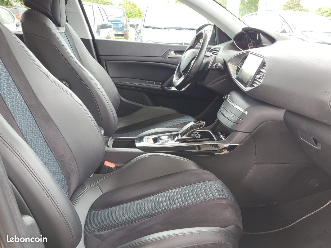 Peugeot 308 ii (lb_, lp_, lw_, lh_, l3_) 1.2 thp 130 2018 (image 18)
