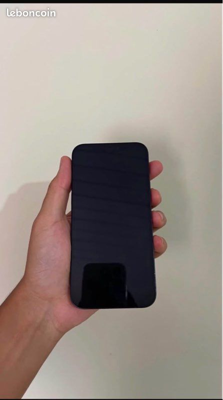 IPhone 12 (image 1)