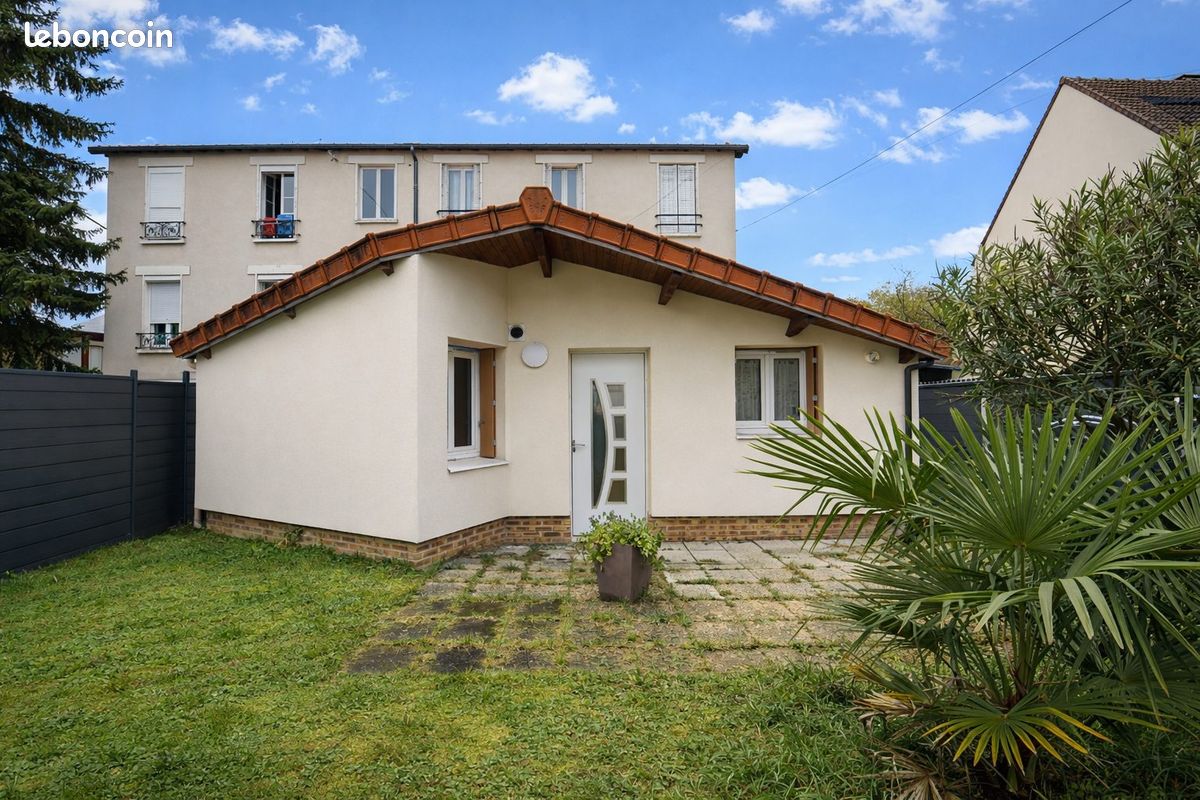 Maison 4 pièces 79 m² · à Livry-Gargan · 79 m² · 250 000 €