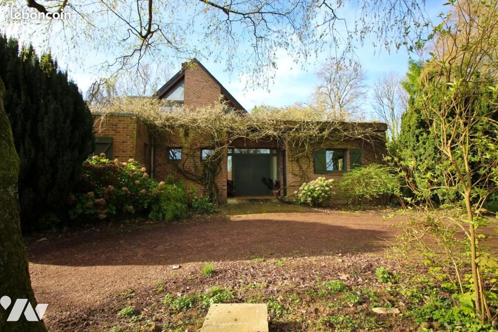 Maison 10 pièces 330 m² · à Frévent · 330 m² · 371 000 €