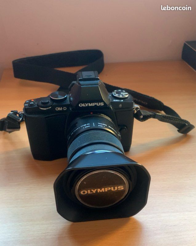 Olympus OM-D E-M5 (image 1)
