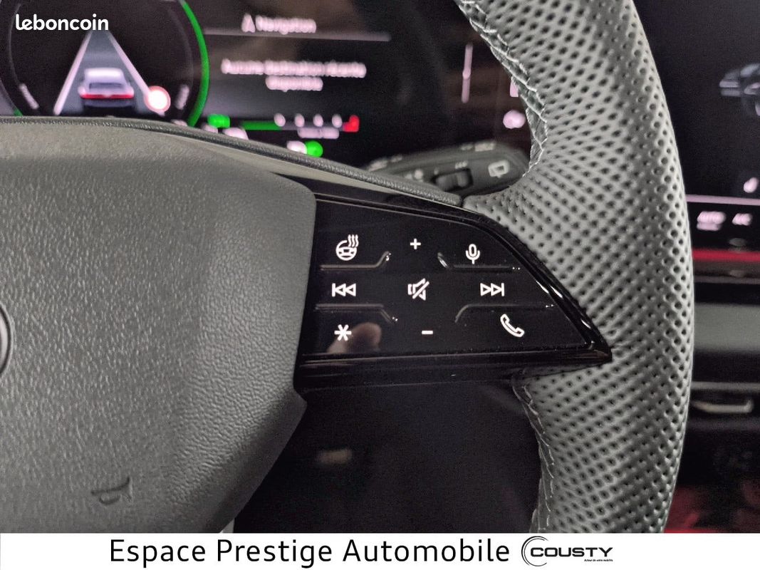 AUDI A5 Avant e-hybrid 299 ch S tronic 7 Quattro S line (image 17)