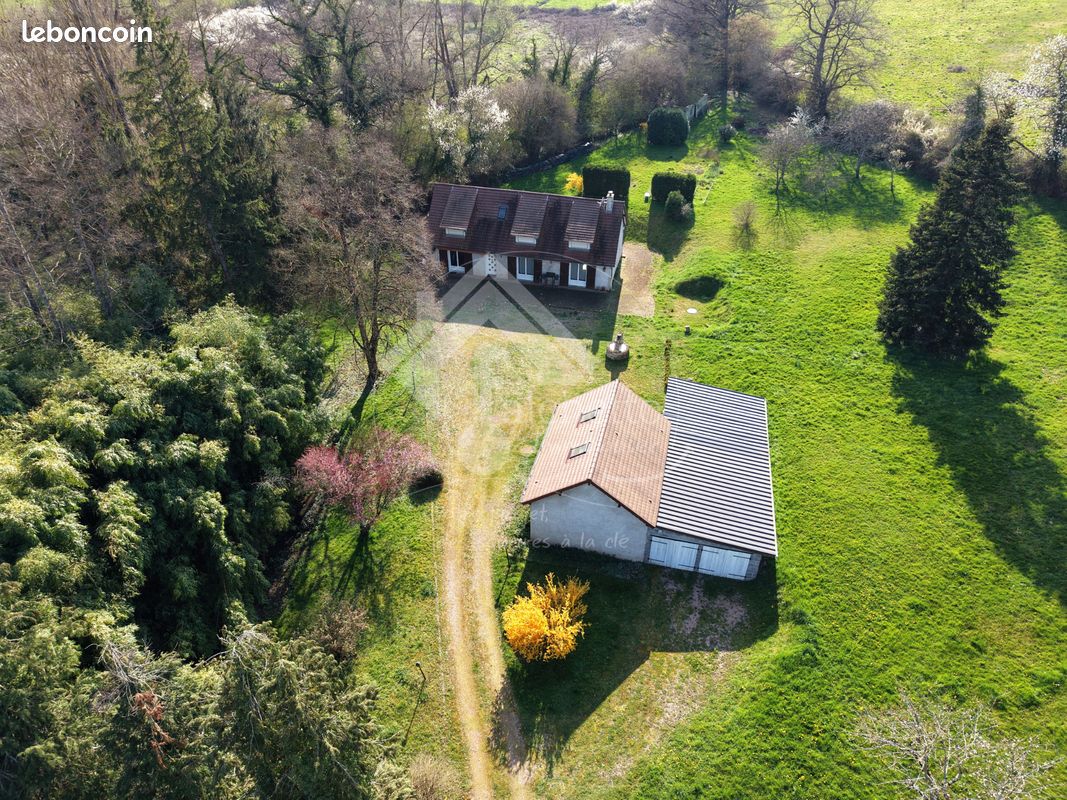 Maison 5 pièces 170 m² · à Trézelles · 170 m² · 175 000 €