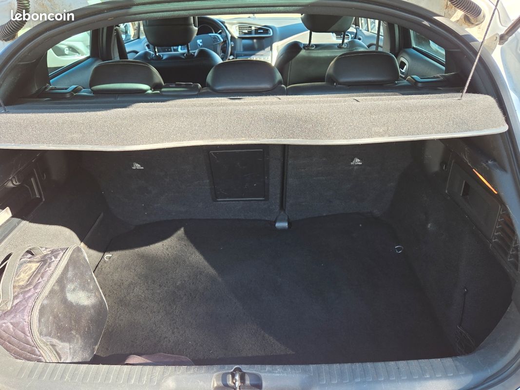 Citroën DS4 2.0 hdi 180ch EAT6 (image 9)