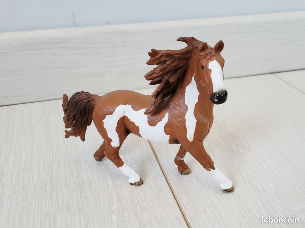 Cheval Schleich (image 1)