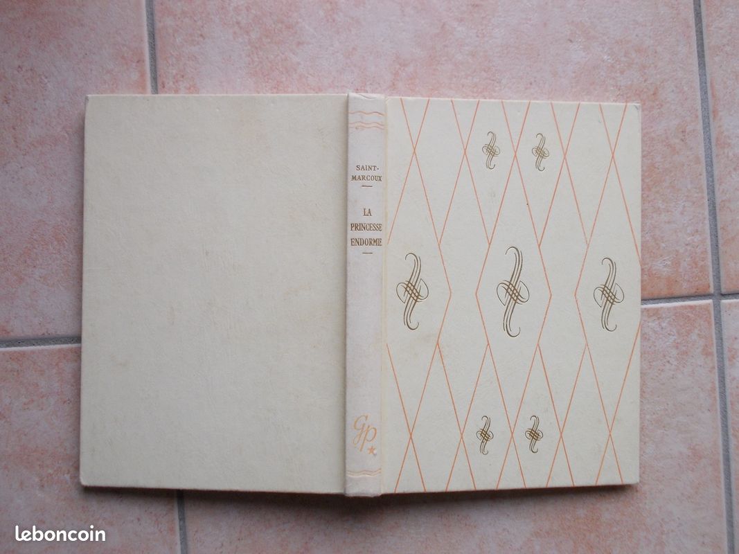 La princesse Endormie de St Marcoux - Collection Rouge & Or - Livre "Vintage" (image 1)